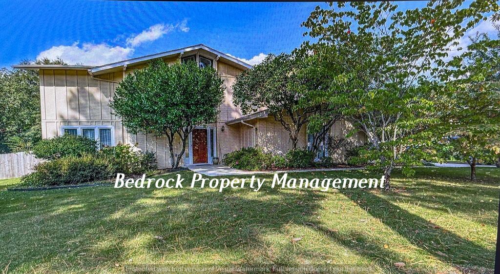Primary Photo - 1709 Willowbrook Dr SE