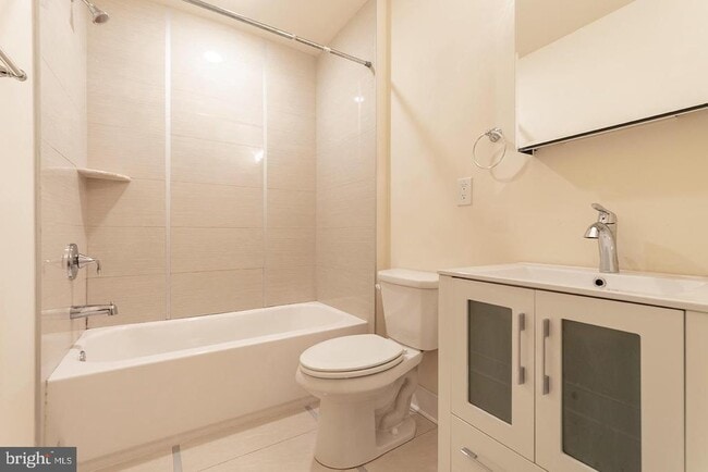 Building Photo - 1430 South St