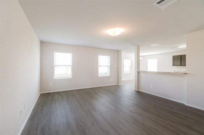 Building Photo - 4814 Sessile Trl
