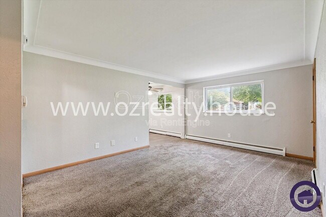 Foto del edificio - 1733 Christian Ave