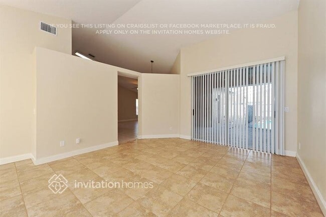 Building Photo - 8901 Eastman Dr