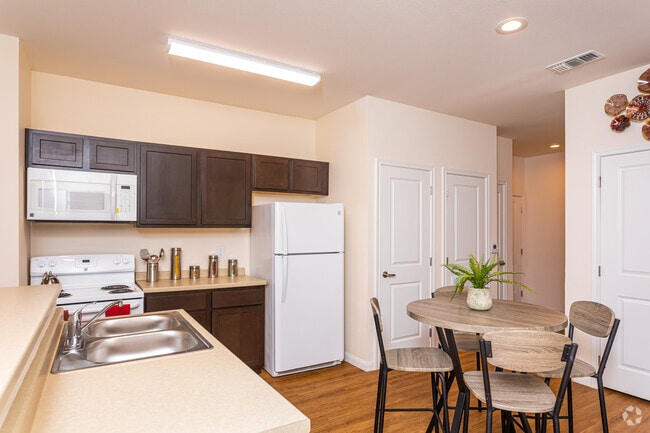 Interior Photo - Midtown Weslaco