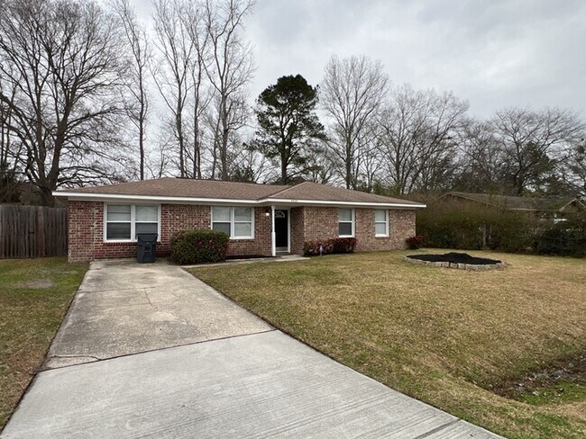 Building Photo - 4420 Elderwood FOR RENT!