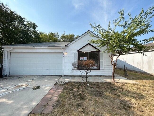 Building Photo - 5726 Glacier Sun Dr