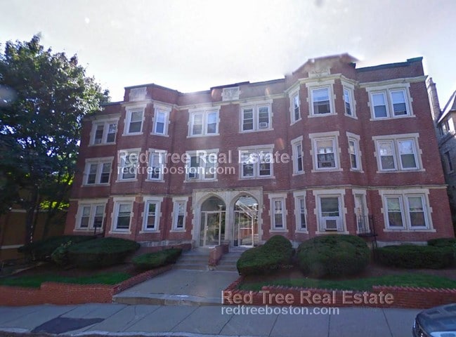 Building Photo - 312 Tappan St
