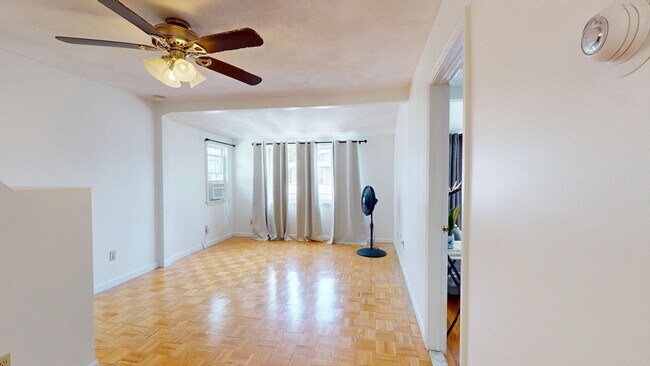 Foto del edificio - 54 Linwood St