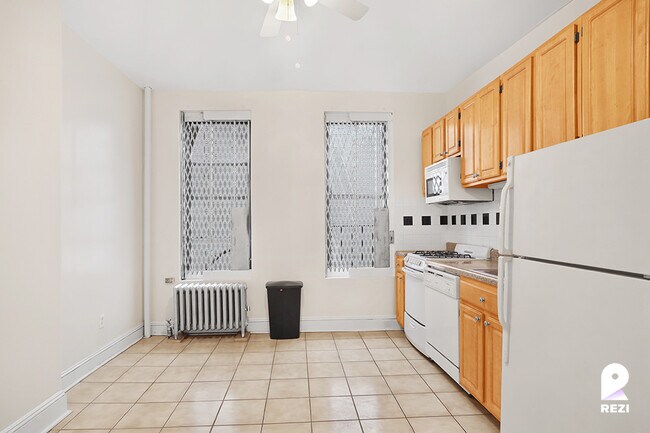 Foto del edificio - 932 Columbus Ave