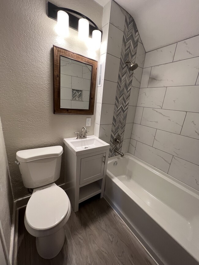 Foto del edificio - 931 S 74th St