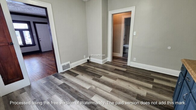 Foto del edificio - 2797 E 125th St