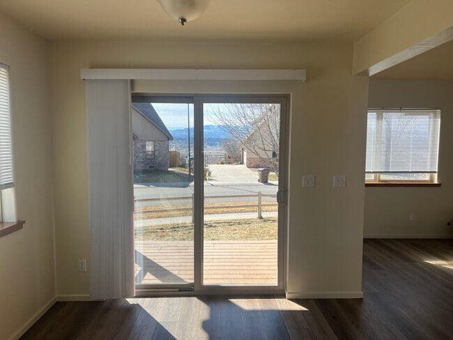 Foto del edificio - 1288 Rimrock Dr