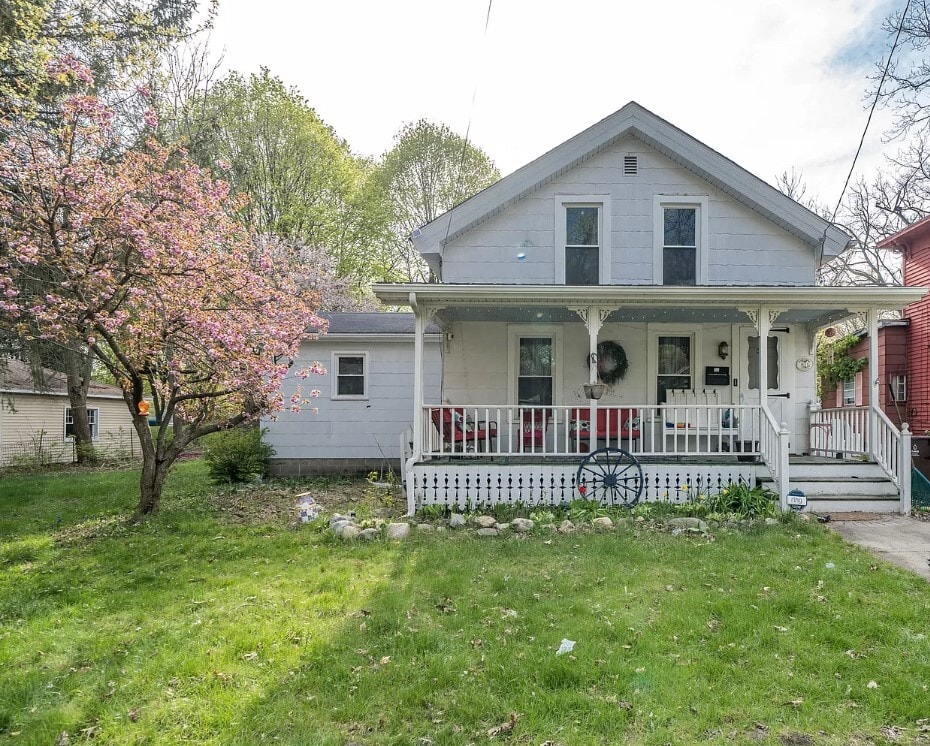 Primary Photo - 811 N Berrien St