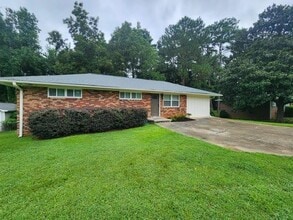 Building Photo - 1181 Starline Dr
