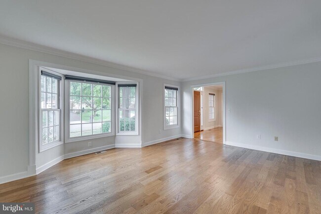 Building Photo - 20619 Cutwater Pl