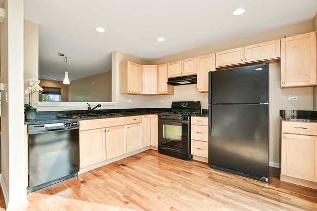 Building Photo - 916 Clover Ln