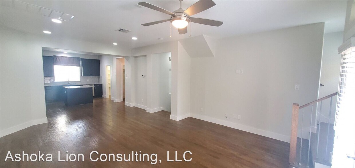 Foto principal - 2 br, 2.5 bath House - 1303 Palm Springs Ln
