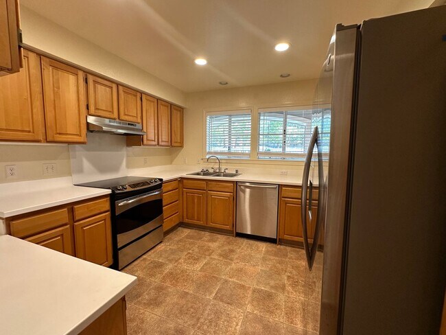 Building Photo - Hampton Court - Mililani Mauka