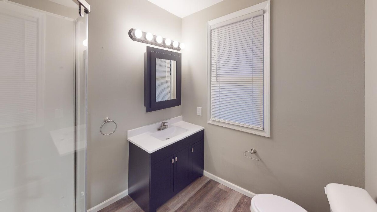 419 Crawford80070805277012, Dixon, IL 61021 House Rental in Dixon