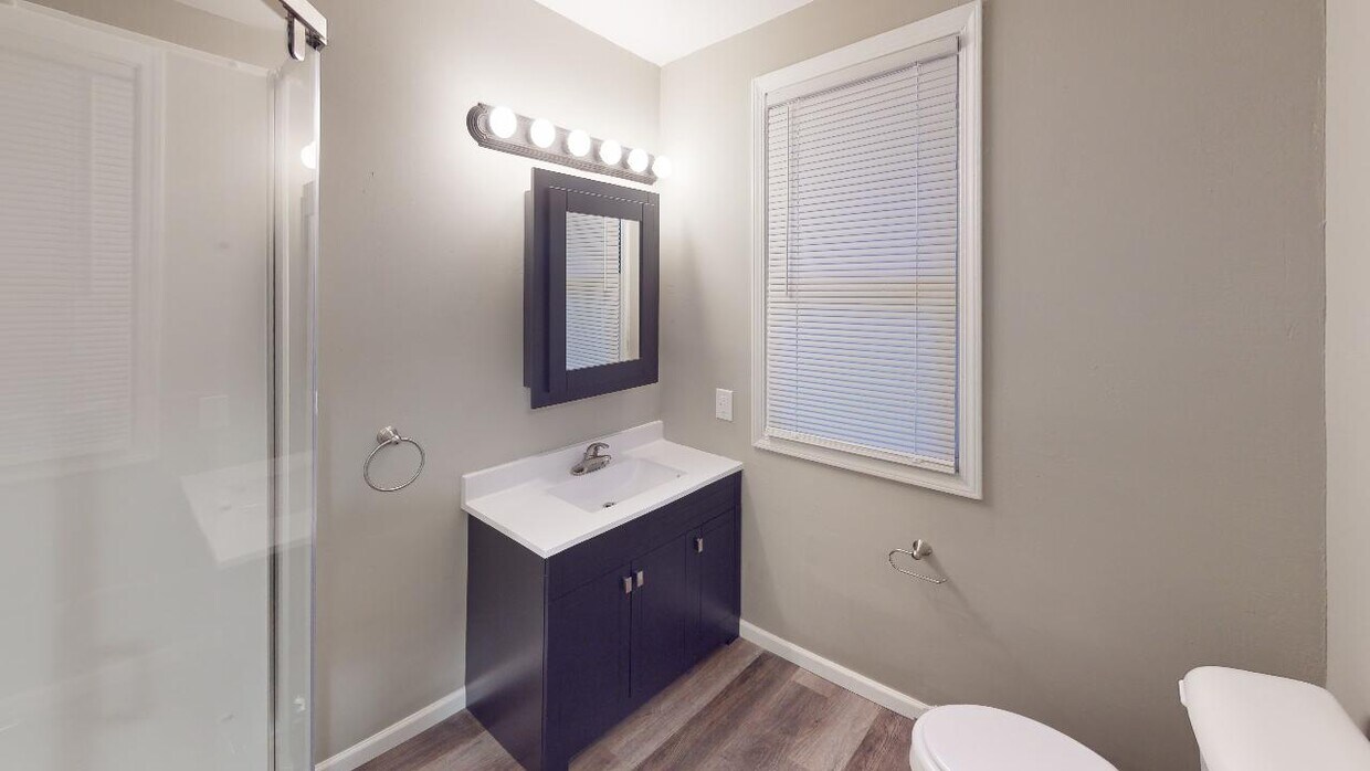 419 Crawford80070805277012, Dixon, IL 61021 House Rental in Dixon