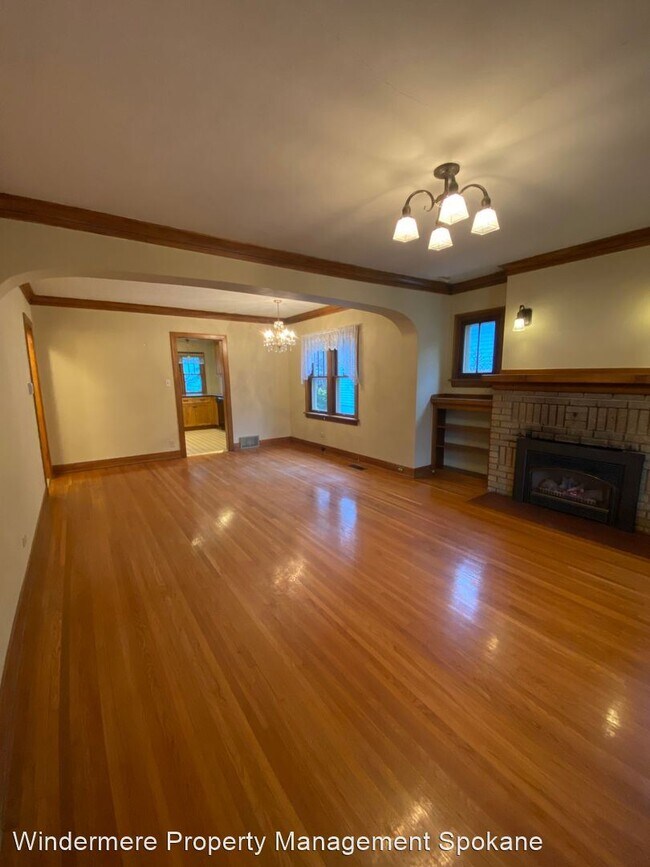 Foto del edificio - 4 br, 2 bath House - 2111 S Monroe St