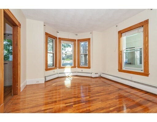Building Photo - 77 Amory St