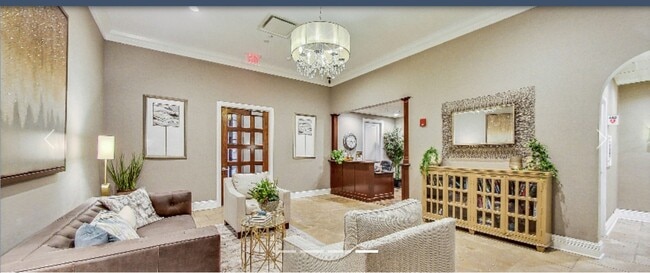 Foto del edificio - 151 W Wing St