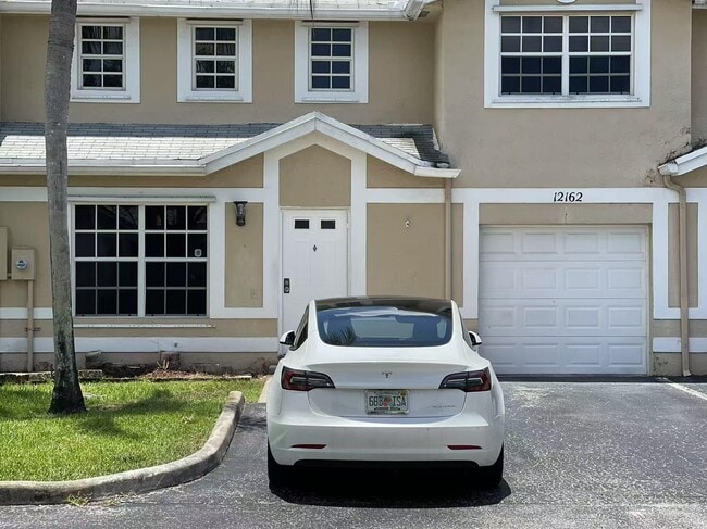 Foto del edificio - 12162 SW 51st Pl