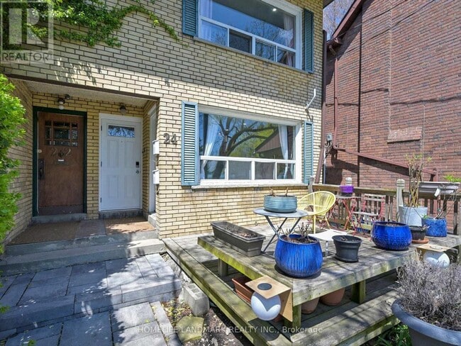 Building Photo - 24 Kewbeach Ave