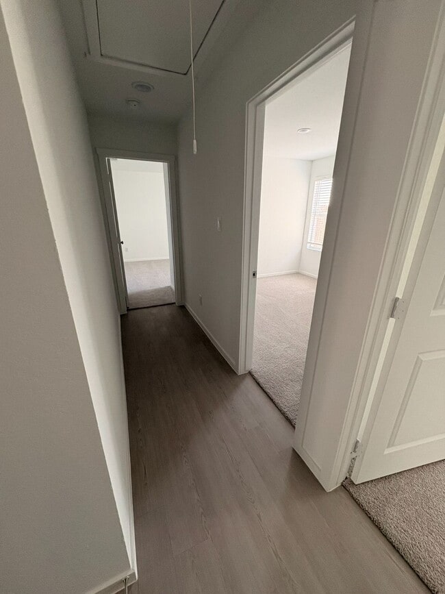 Building Photo - 240 Pacific Waters