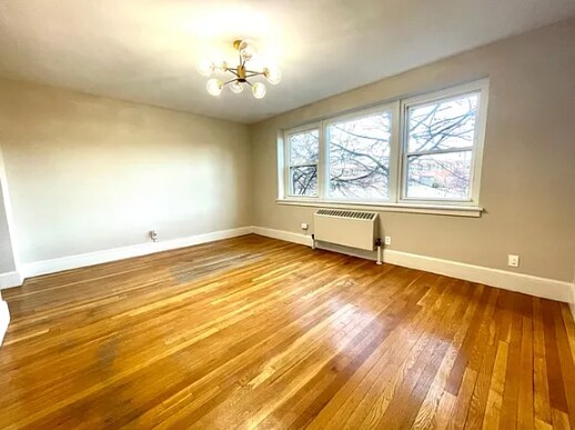 Building Photo - 465 Arborway
