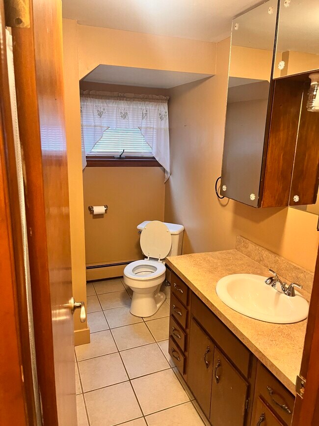 Foto del edificio - 9th Street Triplex