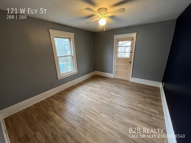 Foto del edificio - "Charming 2 Bedroom Haven: Your Perfect Bl...