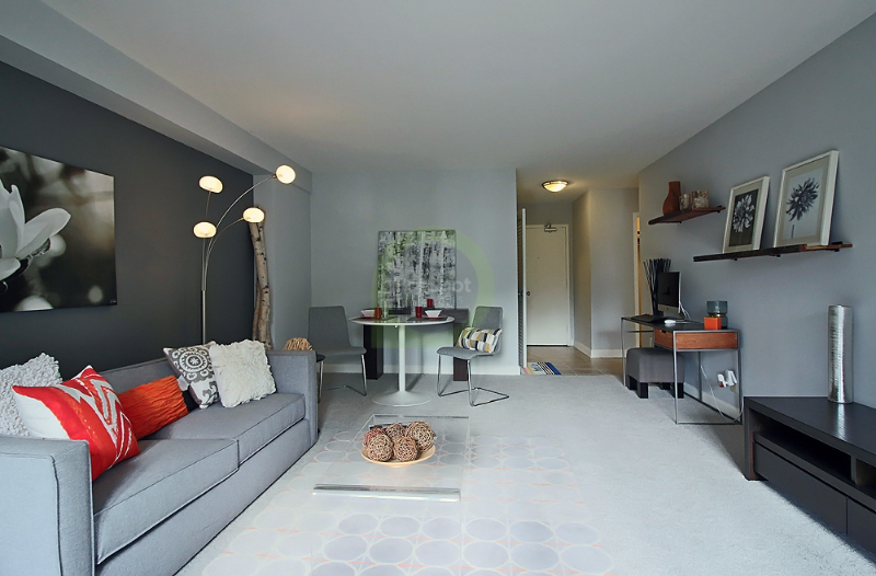 Foto principal - 1300 N Lake Shore Dr