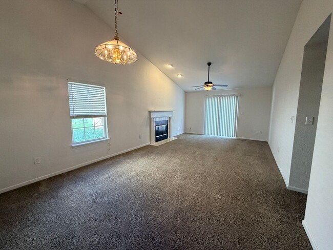 Building Photo - 615 Treyburn Lakes Way