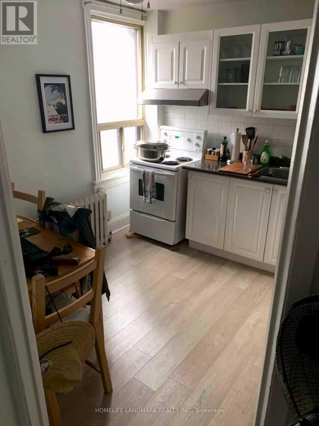 Building Photo - 20 Hallam St