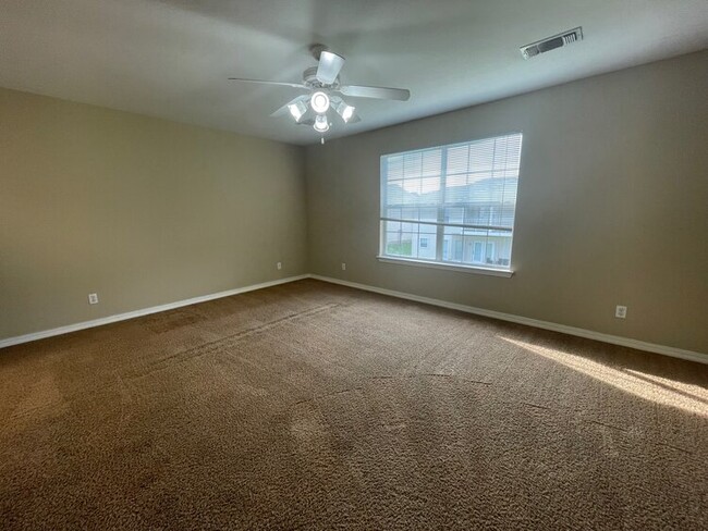 Upstairs Living Area - 21 Inverness Rd