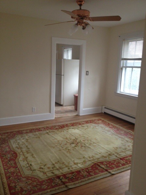 Comedor - 205 N Water St
