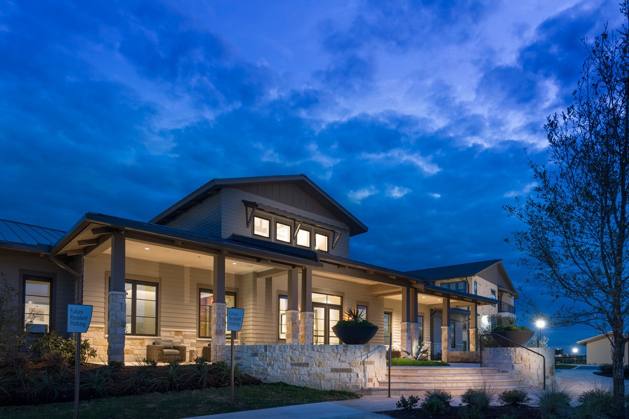 Windsor Lantana Hills Apartments Austin, TX