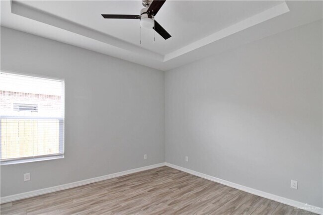 Building Photo - 9 W Kohala Ave