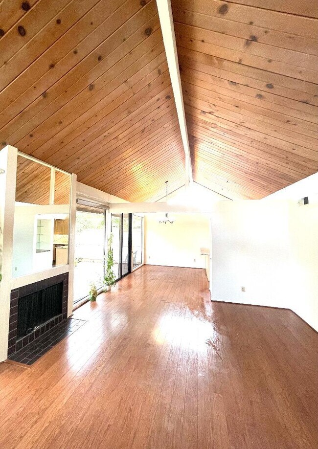 Building Photo - 720 Blair Ct