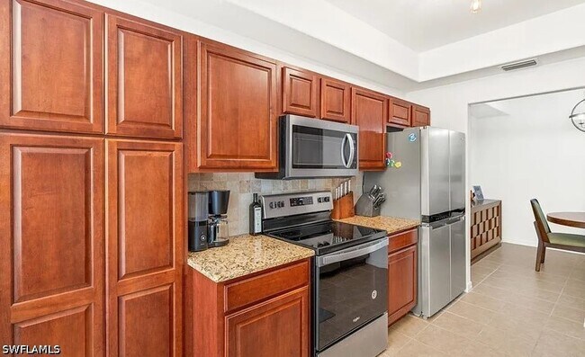 Foto del edificio - 1315 Henley St