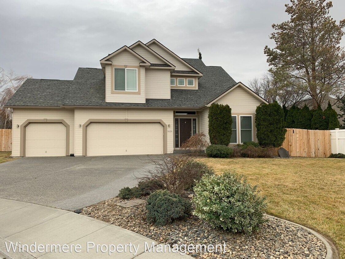 Primary Photo - 3 br, 2.5 bath House - 1626 Saratoga Ct.