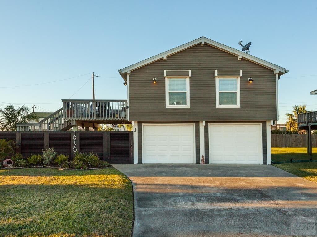 Foto principal - 16720 Edward Teach Rd