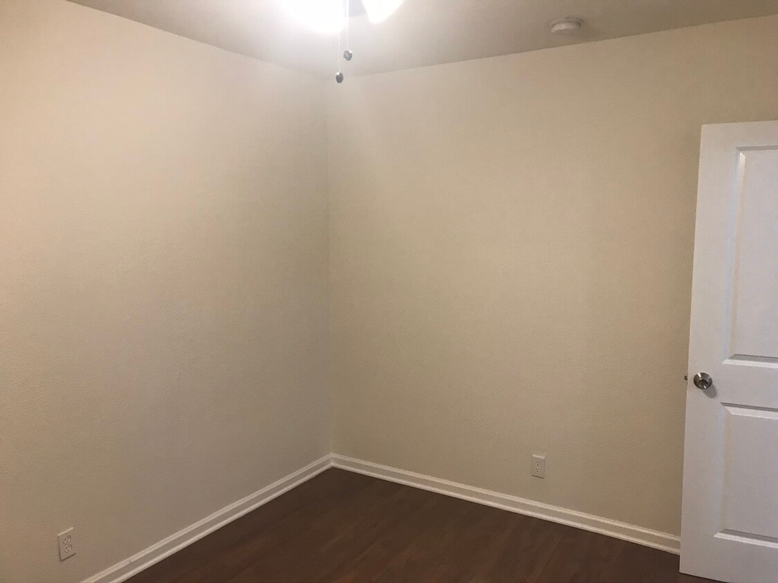 6859 Coldwater Canyon Ave Unit 3, Los Angeles, CA 91605 Apartments in