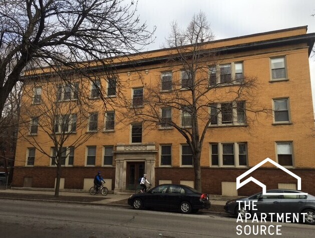 Primary Photo - 1352 W Berwyn Ave