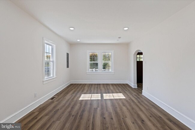 Building Photo - 208 Vineyard Rd