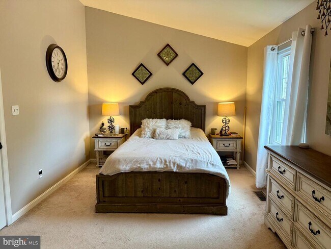 Foto del edificio - 1091 Smartts Ln NE