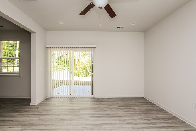 Building Photo - 1636 Tom Sadler Rd