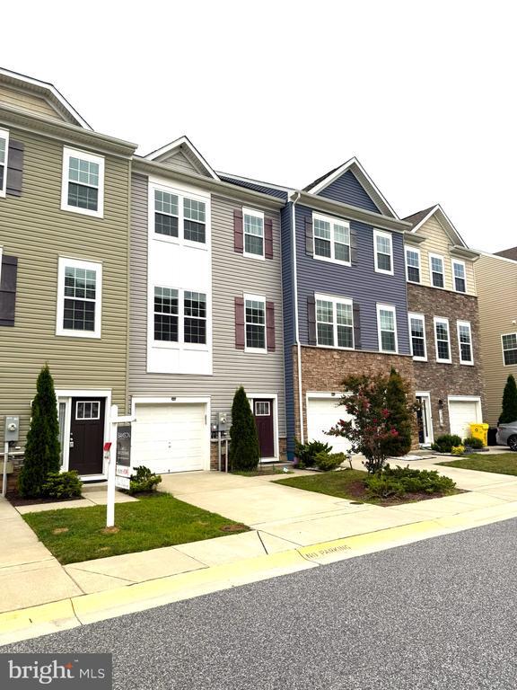 Building Photo - 7737 Venice Ln