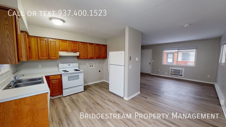 Primary Photo - Updated 2 bedroom, 1 bath unit in Huber He...