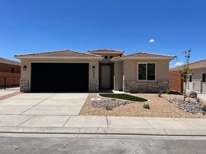 Building Photo - 2446 S 630 W